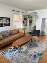 4557 Alumni Ave, Unit 1 in Los Angeles, CA - Foto de edificio - Building Photo