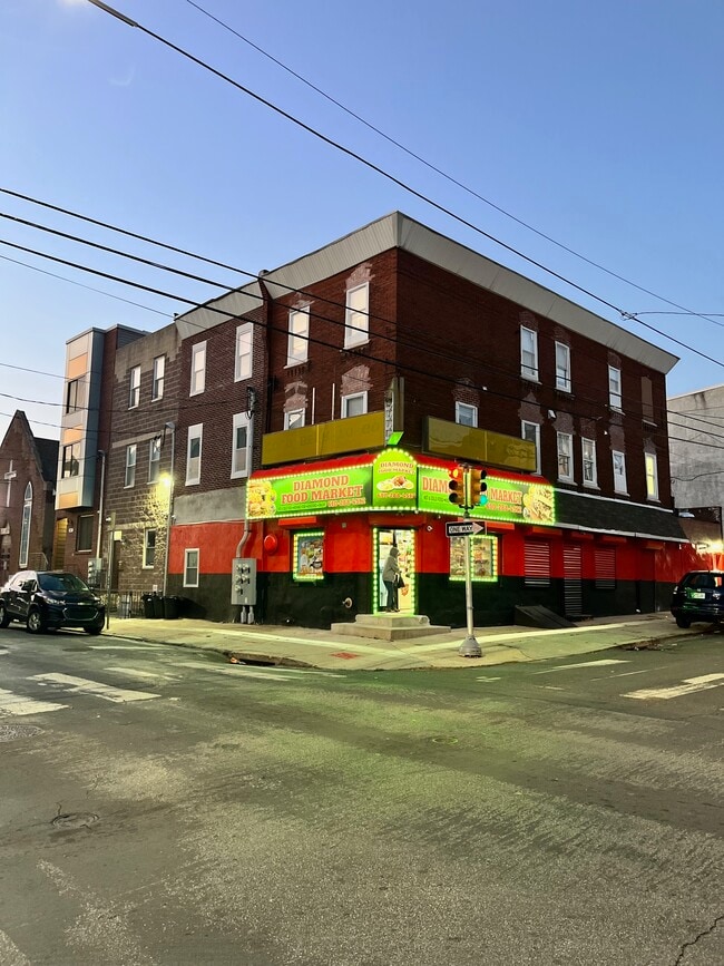 901-3 Diamond St, Unit 2F