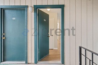 1185 Meadow Ln in Concord, CA - Building Photo - Building Photo