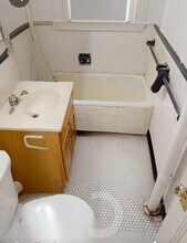 1515 Commonwealth Ave, Unit 34 in Boston, MA - Building Photo - Building Photo