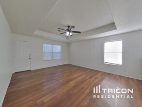 4935 Winding View Ln in Humble, TX - Building Photo - Building Photo