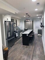 751 N Uber St, Unit apt 2