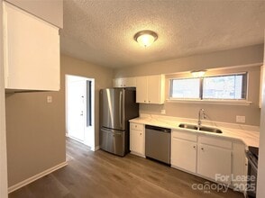 11537 Turn Stone Ct in Charlotte, NC - Building Photo - Building Photo