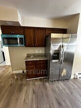 24034 Meadowlark St in Oak Park, MI - Building Photo - Building Photo