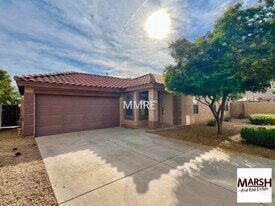 1081 S Bogle Ct in Chandler, AZ - Building Photo