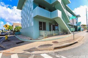 3204 Brokaw St in Honolulu, HI - Building Photo