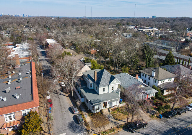 980 Saint Charles Ave NE in Atlanta, GA - Building Photo - Building Photo