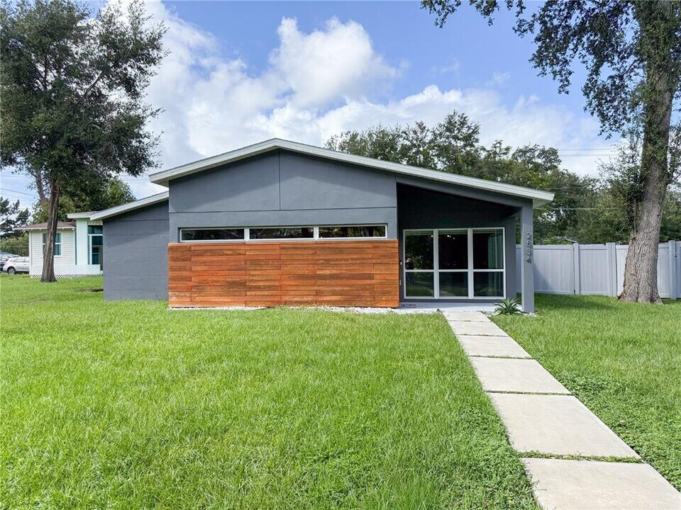 2534 Grandview Ave in Sanford, FL - Building Photo