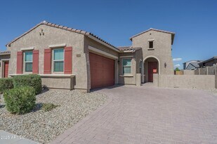 14084 W Desert Flower Dr in Goodyear, AZ - Building Photo