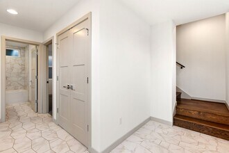 6150 Sand Point Way NE in Seattle, WA - Building Photo - Building Photo