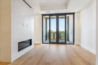 2 Forest Hill Rd in Toronto, ON - Building Photo - Building Photo