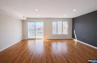 231 N 12th St in Newark, NJ - Building Photo - Building Photo