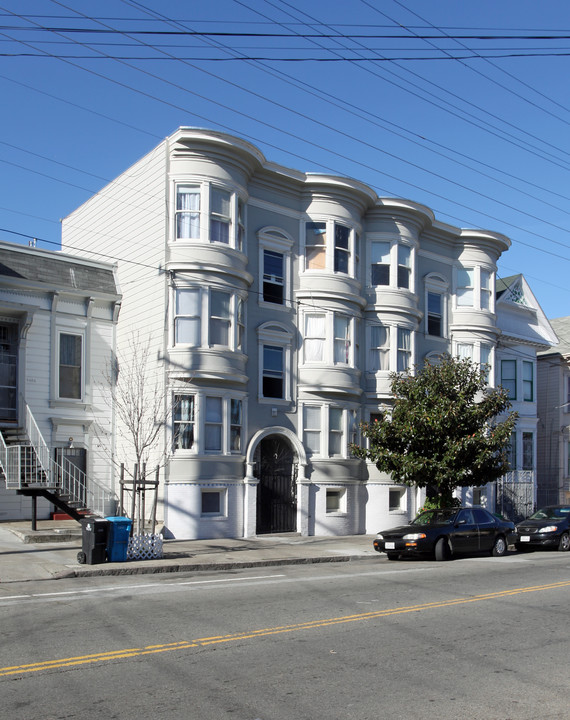 2460 Bryant St in San Francisco, CA - Foto de edificio