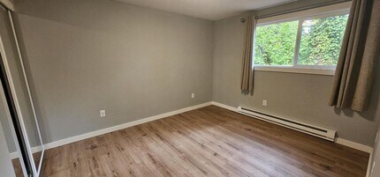 7042 20th Ave SE in Olympia, WA - Building Photo - Building Photo