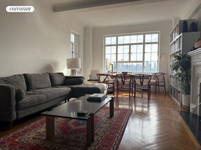 241 Central Prk W in New York, NY - Building Photo - Building Photo
