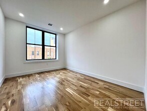 BRAND NEW 4 Bed 3 Bath + W/D & DW in unit in Brooklyn, NY - Building Photo - Building Photo