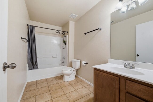 5917 Stone Mountain Rd in The Colony, TX - Building Photo - Building Photo