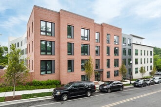 The Terraces at Arlington View East in Arlington, VA - Building Photo - Building Photo