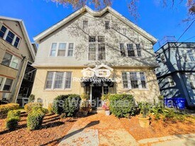 1111 Colley Ave in Norfolk, VA - Building Photo