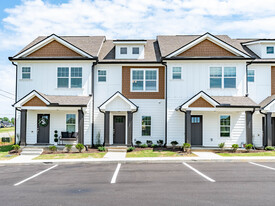 East Forge Townhomes in White Bluff, TN - Building Photo