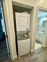 120 Pitman St, Unit 2L in Providence, RI - Foto de edificio - Building Photo