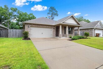 4450 Jude Way in Pace, FL - Building Photo - Building Photo