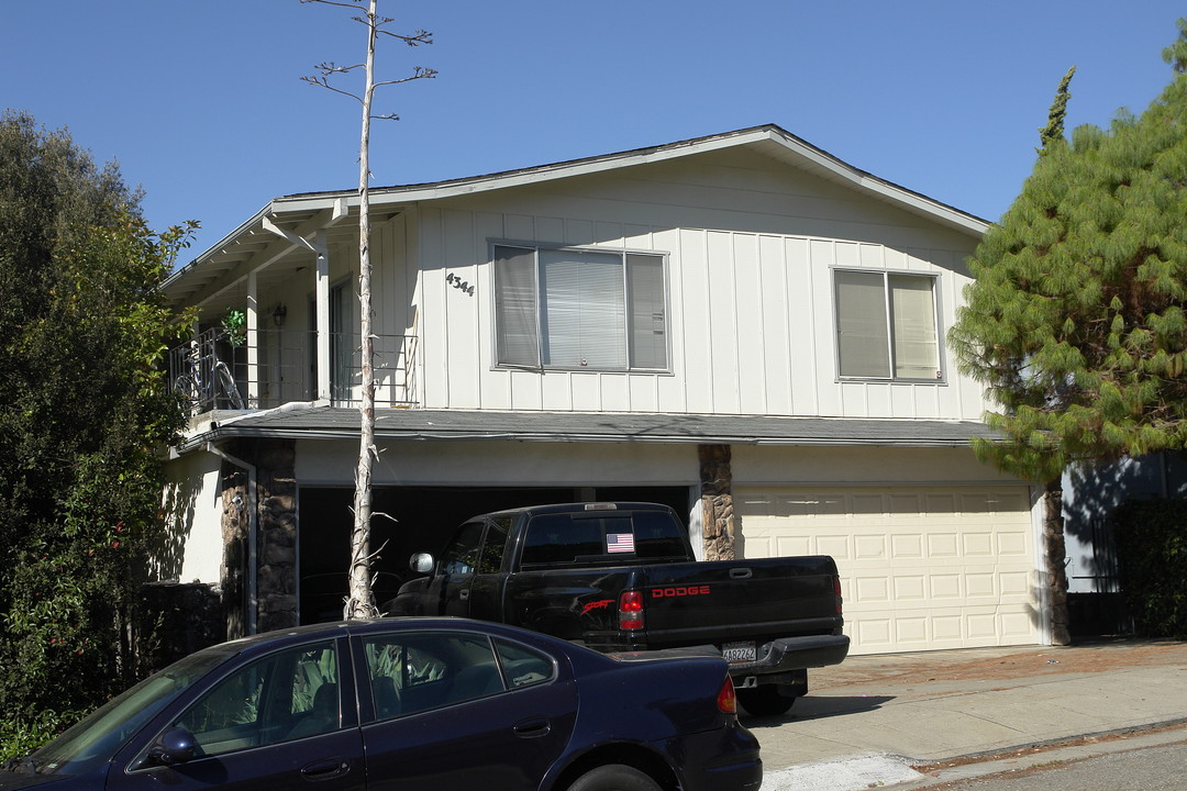 4344 Rilea Way in Oakland, CA - Building Photo