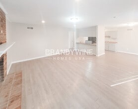 4031 Friendly Way in Memphis, TN - Foto de edificio - Building Photo