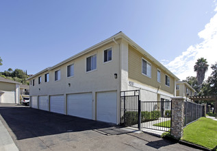 Sandstone Apartment Homes in Spring Valley, CA - Building Photo - Building Photo