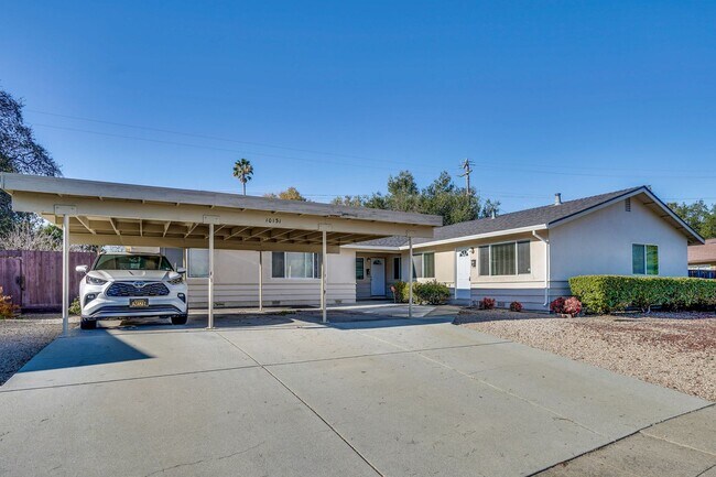 10131 Craft Dr in Cupertino, CA - Building Photo - Building Photo