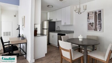 1225 E Pleasant Run Rd in Desoto, TX - Building Photo - Building Photo