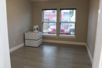 5305 Southlea St in Houston, TX - Building Photo - Building Photo