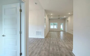 88 Rae Dr in Palm Coast, FL - Building Photo - Building Photo