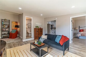 1649 Crestview Ave, Unit 1 in San Bernardino, CA - Building Photo - Building Photo