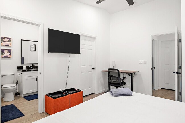 5148 N 22nd Ave, Unit SI ID1244330P in Phoenix, AZ - Foto de edificio - Building Photo