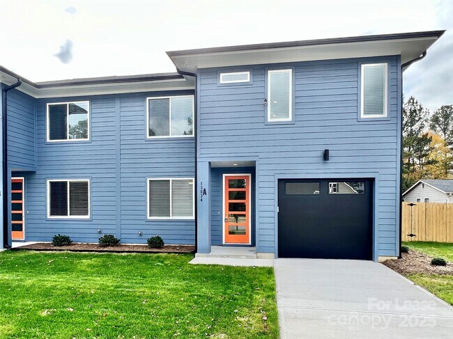 13034 John Bostar Ln in Charlotte, NC - Building Photo - Building Photo