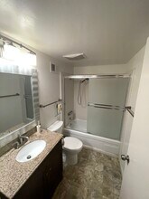 2315 Eastridge Ave in Menlo Park, CA - Building Photo - Building Photo