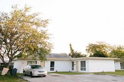 5164-5221 Eadie Pl in West Palm Beach, FL - Building Photo