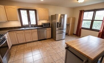 730 Humboldt St in Secaucus, NJ - Building Photo - Building Photo