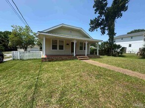 320 W Zarragossa St in Pensacola, FL - Building Photo - Building Photo
