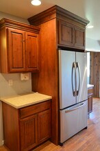 17205 Germain St, Unit 17205 in Granada Hills, CA - Foto de edificio - Building Photo