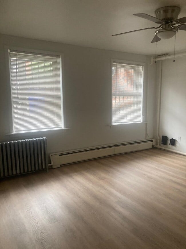 527 Garden St in Hoboken, NJ - Building Photo - Building Photo