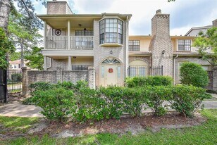 800 Country Pl Dr in Houston, TX - Building Photo