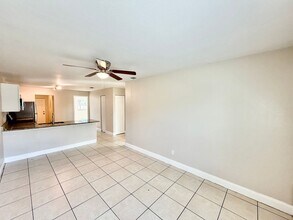 2001 46th Terrace SW in Naples, FL - Building Photo - Building Photo