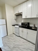 1781 Orchid Ave in Los Angeles, CA - Building Photo