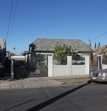 1233 Kenmore Ave in Los Angeles, CA - Building Photo - Building Photo