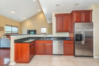 23 Taft Ln in Morristown, NJ - Building Photo - Building Photo