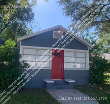 615 Ariana Ave in Auburndale, FL - Building Photo