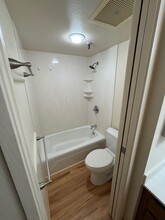 98-501 Koauka Loop, Unit 906 in Aiea, HI - Building Photo - Building Photo