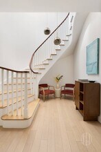 164 W 74th St in New York, NY - Building Photo - Building Photo